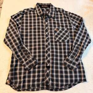 Rocawear Men's Long Sleeve Plaid Shirt